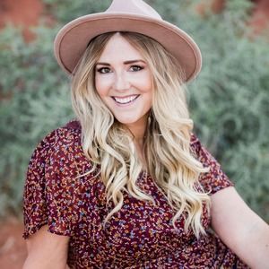 Meet your Posher, Kendra